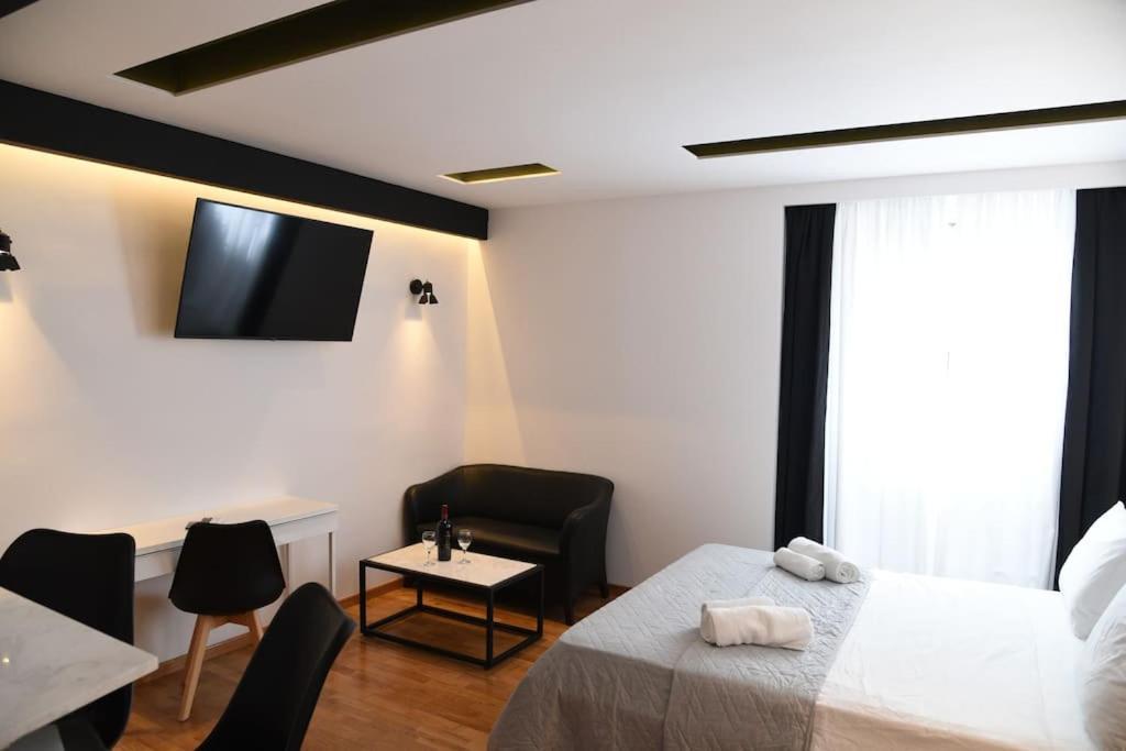 Syntagma Square, 30Sqm Nikis Luxurious Studio Афины Экстерьер фото