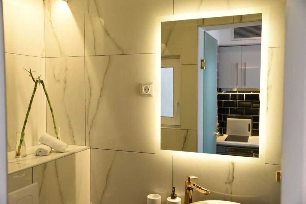 Syntagma Square, 30Sqm Nikis Luxurious Studio Афины Экстерьер фото