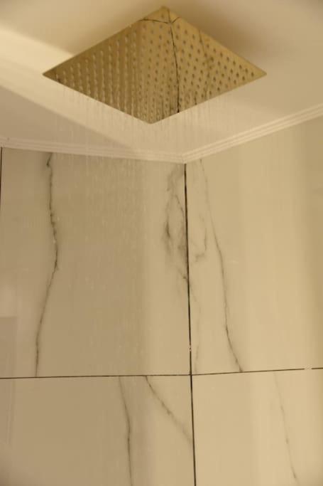 Syntagma Square, 30Sqm Nikis Luxurious Studio Афины Экстерьер фото